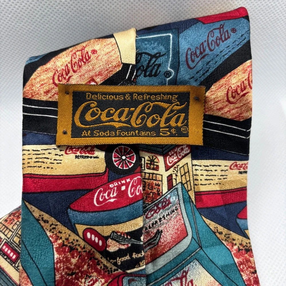 Coca-Cola‎ Necktie Mens Vintage Soda Advertisement Silk Graphic Tie Americana